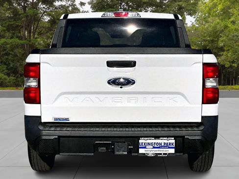 Used 2024 Ford Maverick XL image 6