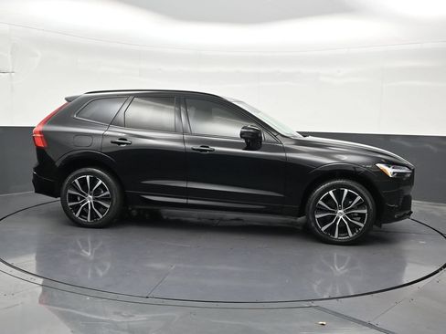 Certified 2024 Volvo XC60 B5 Plus w/ Protection Package Premier AWD/4WD image 7