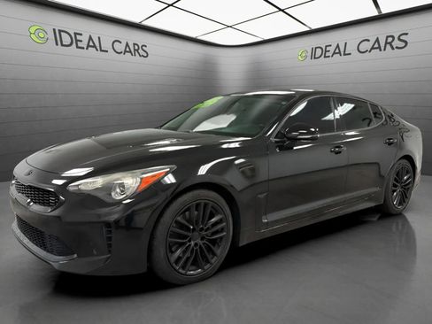 Used 2018 Kia Stinger RWD image 1