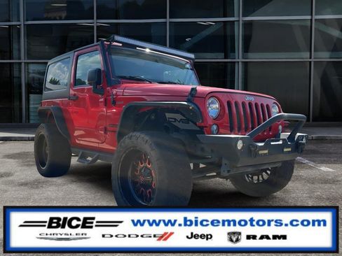 Used 2018 Jeep Wrangler Sport w/ Connectivity Group AWD/4WD image 1