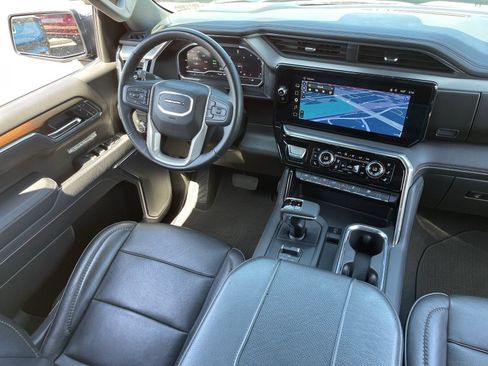 Certified 2025 GMC Sierra 1500 Denali RWD image 16