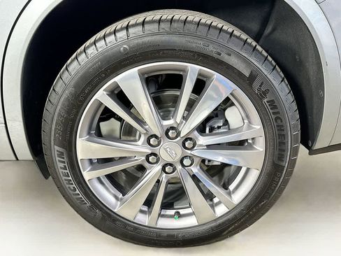 Used 2025 Cadillac XT6 Premium Luxury w/ LPO, Floor Liner Package image 8