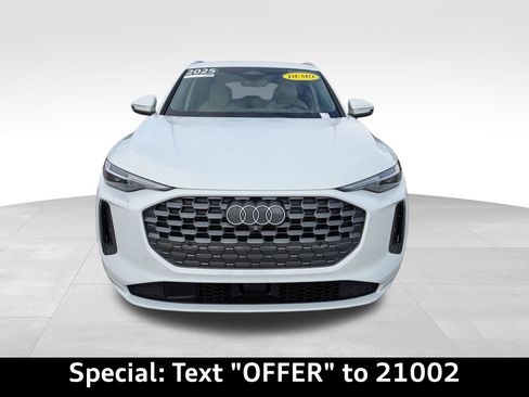 Certified 2025 Audi Q5 Premium Plus w/ Premium Plus image 9