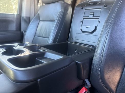 Used 2019 Chevrolet Silverado 1500 LT w/ Texas Edition image 27