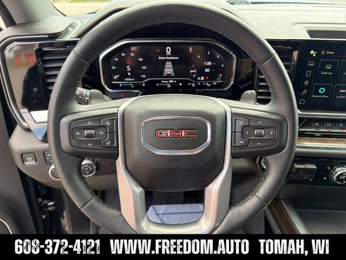 Used 2024 GMC Sierra 1500 Elevation w/ Elevation Premium Package AWD/4WD image 14