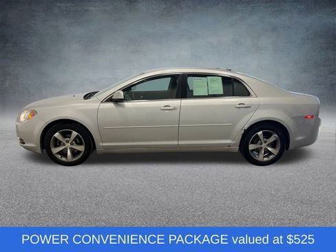 Used 2011 Chevrolet Malibu LT w/ Power Convenience Package image 2