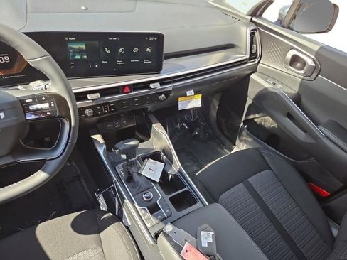 New 2026 Kia Sorento LX FWD image 20