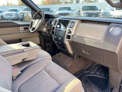 Used 2010 Ford F150 XLT image 12