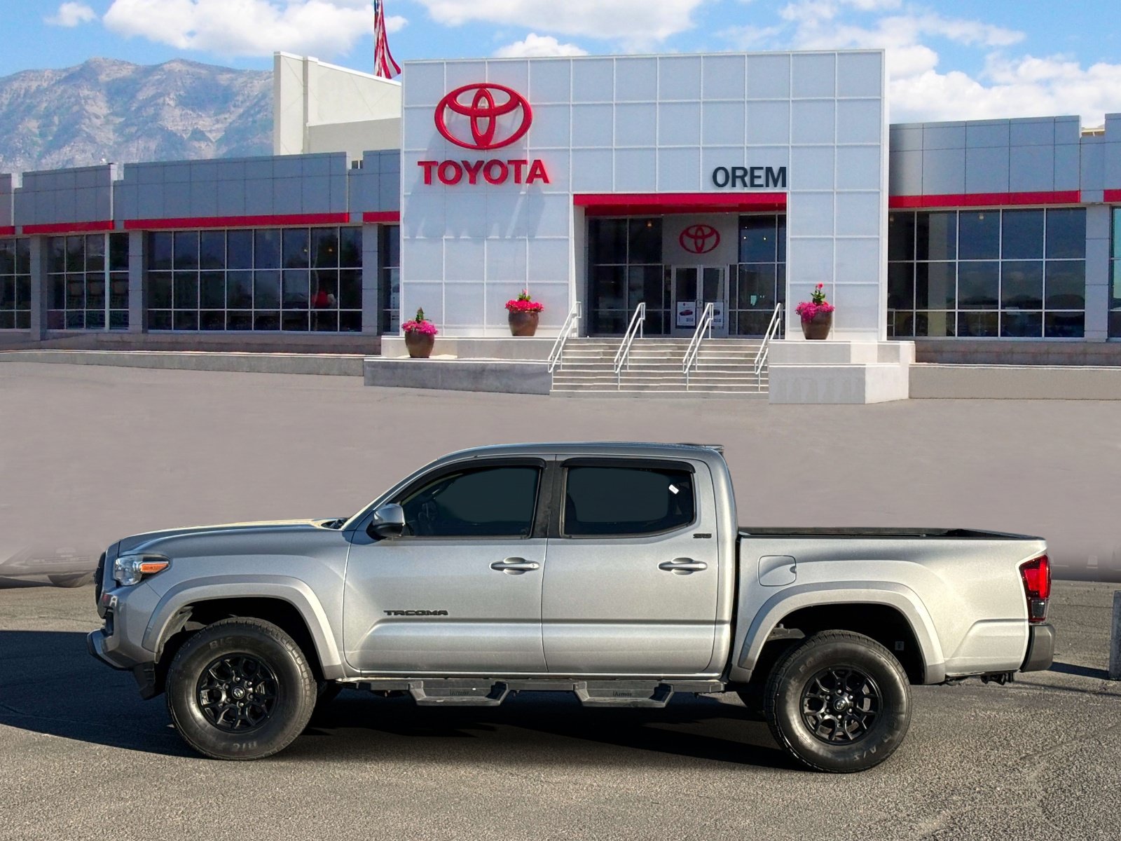 Used 2019 Toyota Tacoma SR5 RWD image 7
