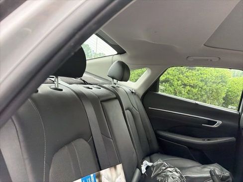 Used 2023 Hyundai Sonata Limited FWD image 15