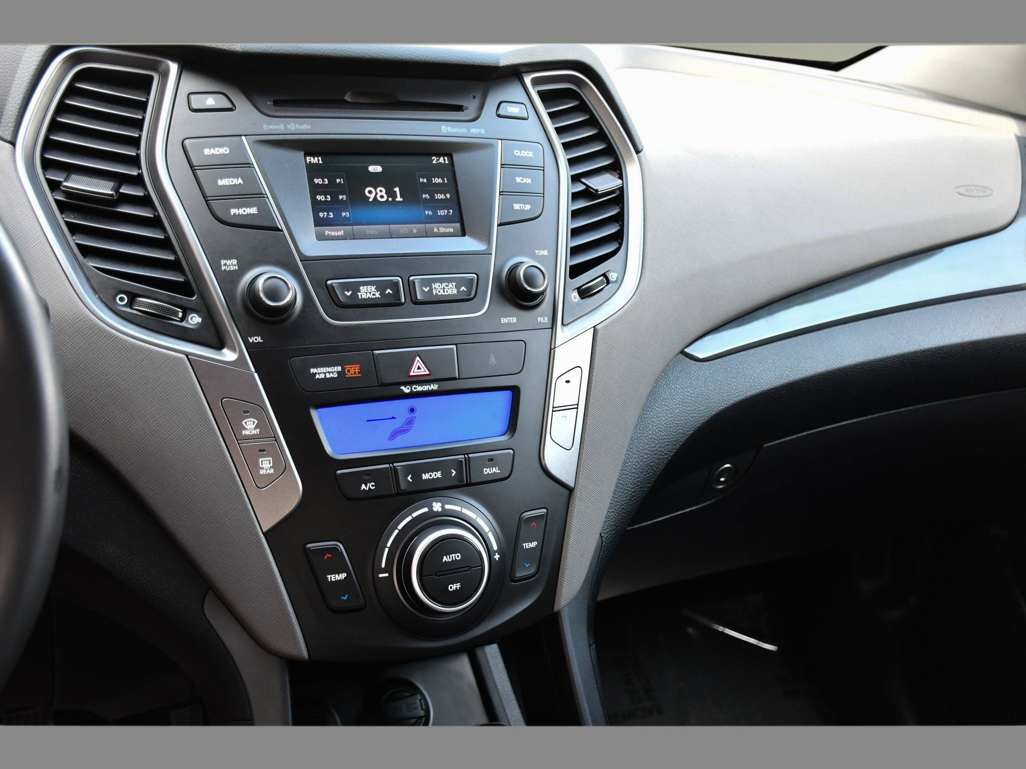 Used 2016 Hyundai Santa Fe Sport w/ Option Group 03 FWD image 15