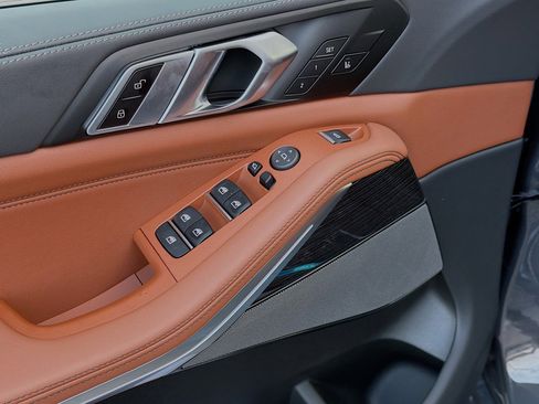 New 2026 BMW X5 xDrive40i w/ M Sport Package image 23