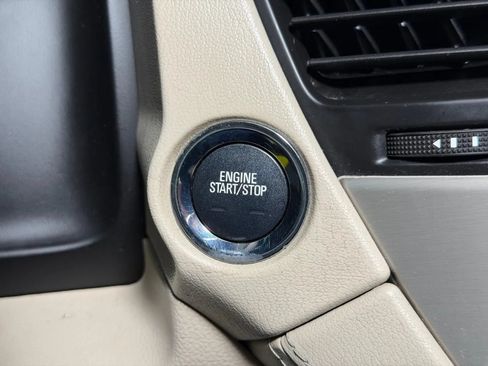 Used 2015 GMC Yukon Denali w/ Premium Package AWD/4WD image 42