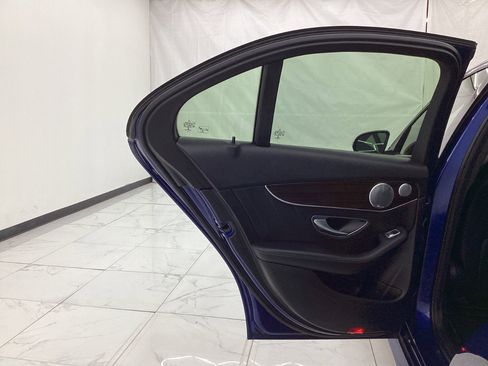 Used 2020 Mercedes-Benz C 300 4MATIC Sedan image 25