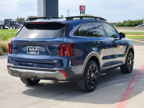 New 2025 Kia Sorento SX image 3