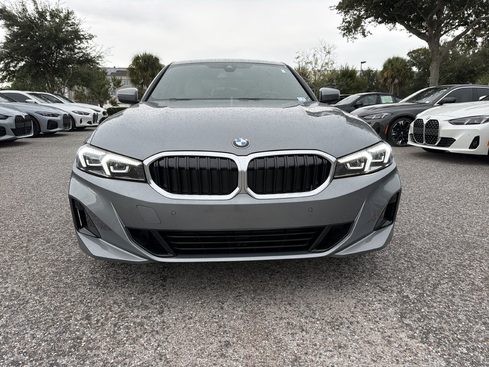 New 2026 BMW 330i Sedan w/ Convenience Package RWD image 2
