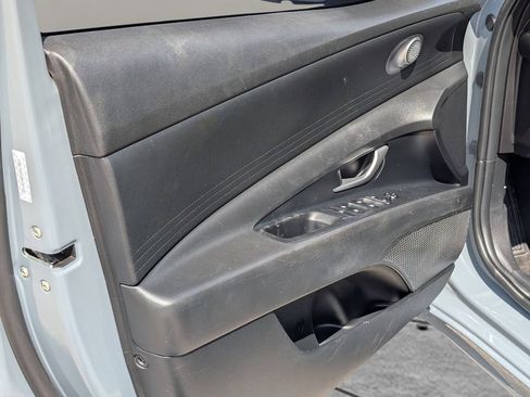 Used 2022 Hyundai Elantra SEL w/ Cargo Package FWD image 15