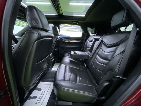 Used 2017 Cadillac XT5 Platinum w/ Driver Assist Package image 28