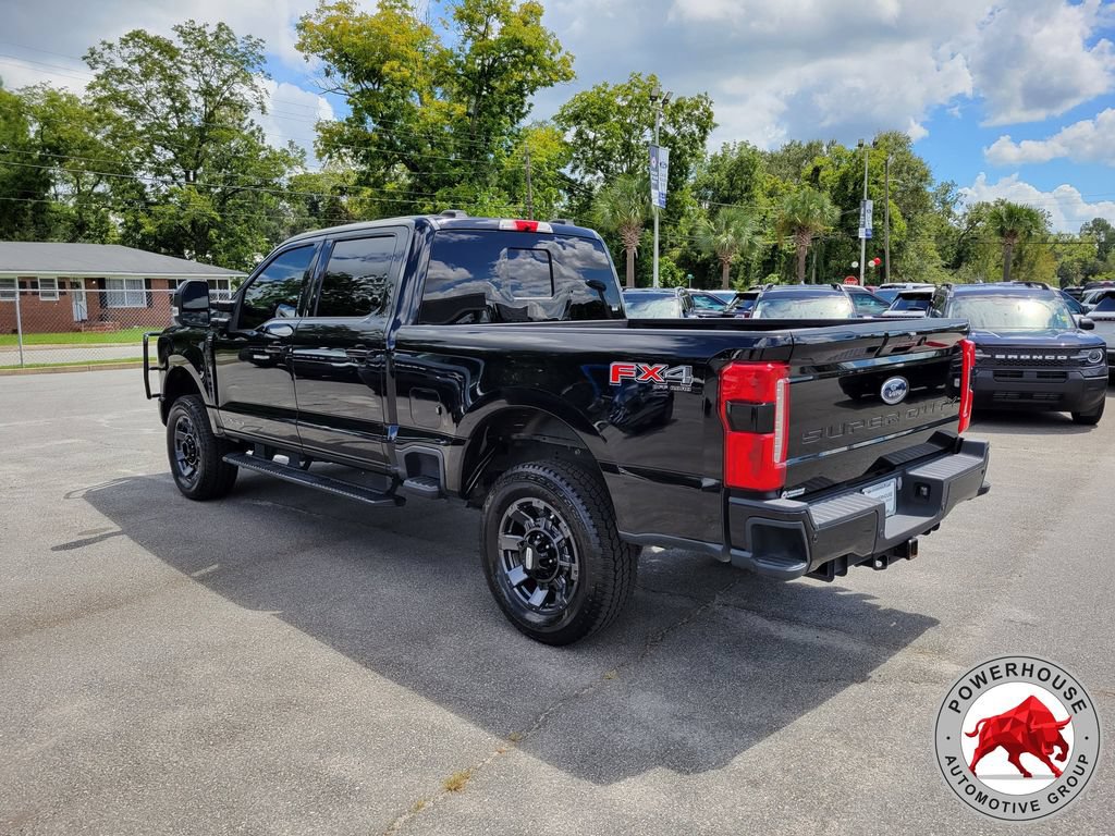 Used 2024 Ford F250 Lariat w/ Sport Appearance Package AWD/4WD image 4