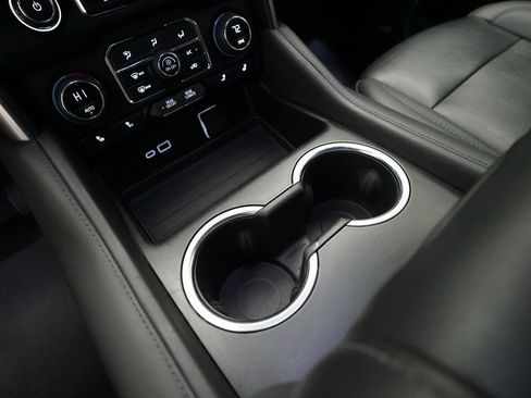 Used 2024 Chevrolet Tahoe LT image 18