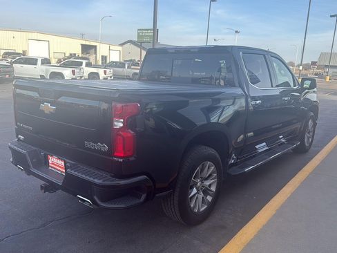 Used 2021 Chevrolet Silverado 1500 High Country w/ Safety Package II image 5