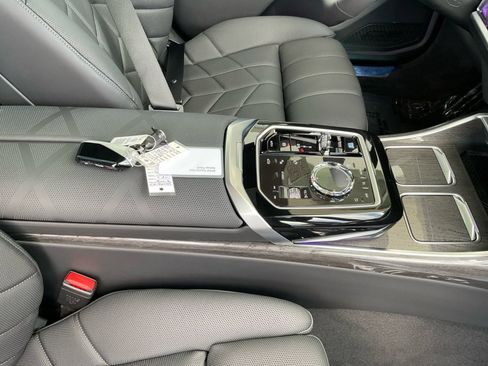 New 2026 BMW i7 eDrive50 w/ Executive Package RWD image 34