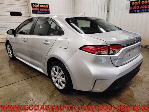 Used 2024 Toyota Corolla LE FWD image 3