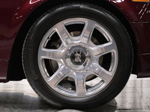 Used 2010 Rolls-Royce Phantom Sedan image 52