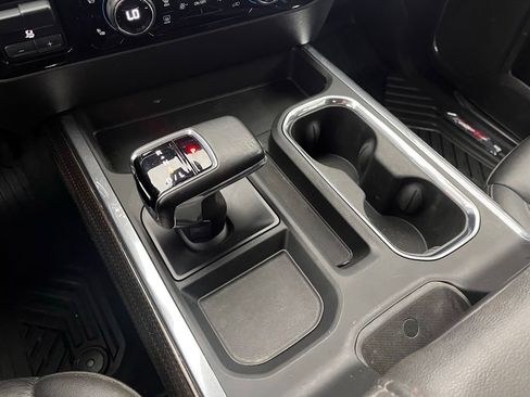 Used 2025 Chevrolet Silverado 1500 LT Trail Boss w/ Convenience Package II AWD/4WD image 30