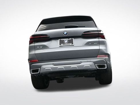 New 2026 BMW X5 xDrive40i w/ Climate Comfort Package image 32