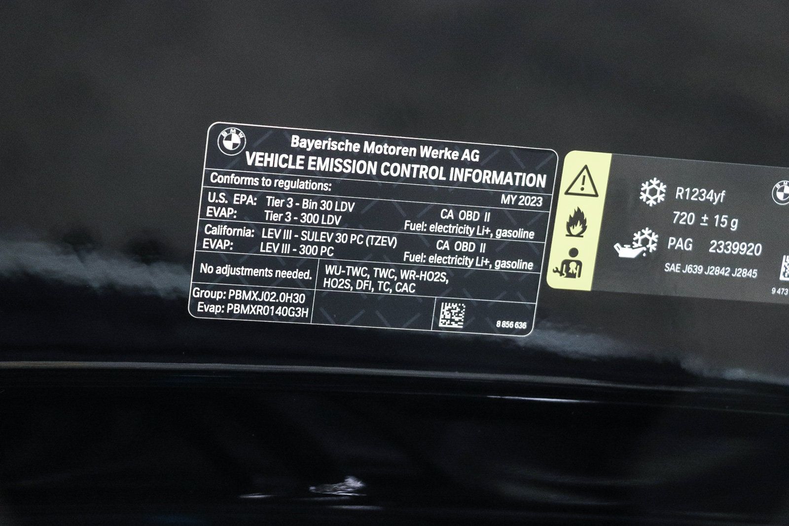 Certified 2023 BMW 330e w/ Premium Package RWD image 29