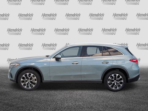 Used 2025 Mercedes-Benz GLC 350e 4MATIC image 6