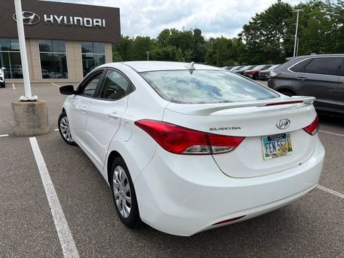 Used 2013 Hyundai Elantra GLS FWD image 4
