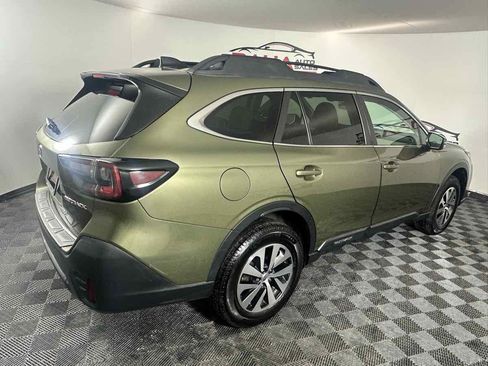 Used 2021 Subaru Outback Premium image 8
