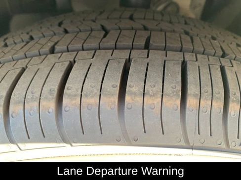 Used 2024 Nissan Sentra SV image 11