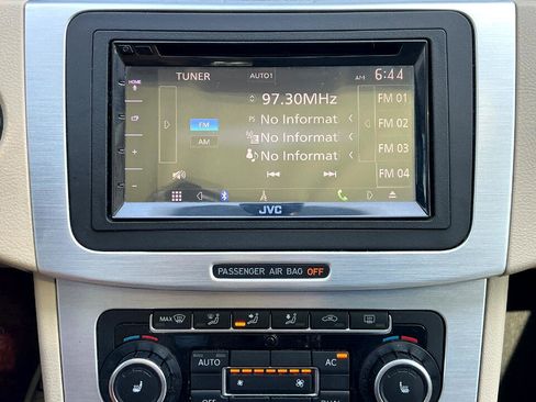 Used 2010 Volkswagen CC VR6 Sport image 21