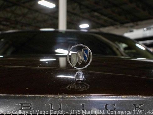 Used 1996 Buick Roadmaster Estate image 31