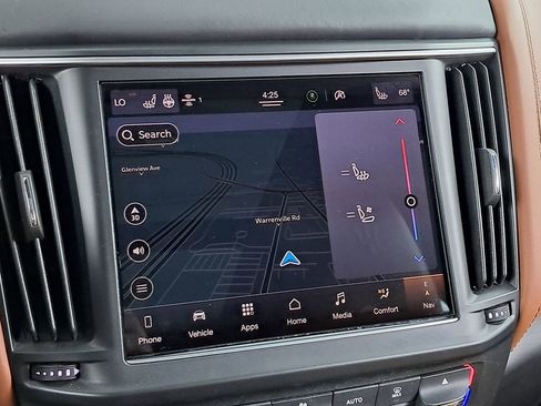 Used 2021 Maserati Levante S GranSport image 27