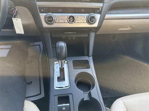 Used 2015 Subaru Outback 2.5i Limited image 20