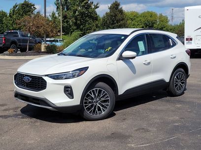 New 2025 Ford Escape SE w/ PHEV Premium Package