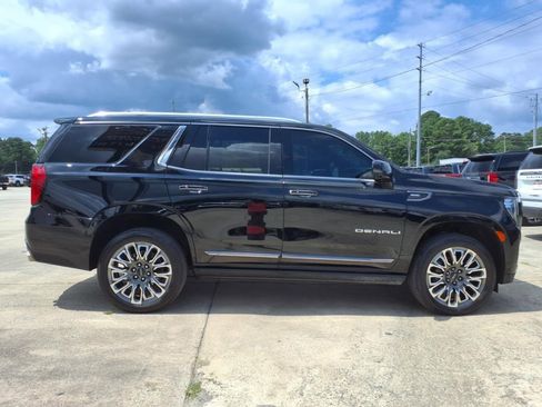 Used 2024 GMC Yukon Denali Ultimate image 8