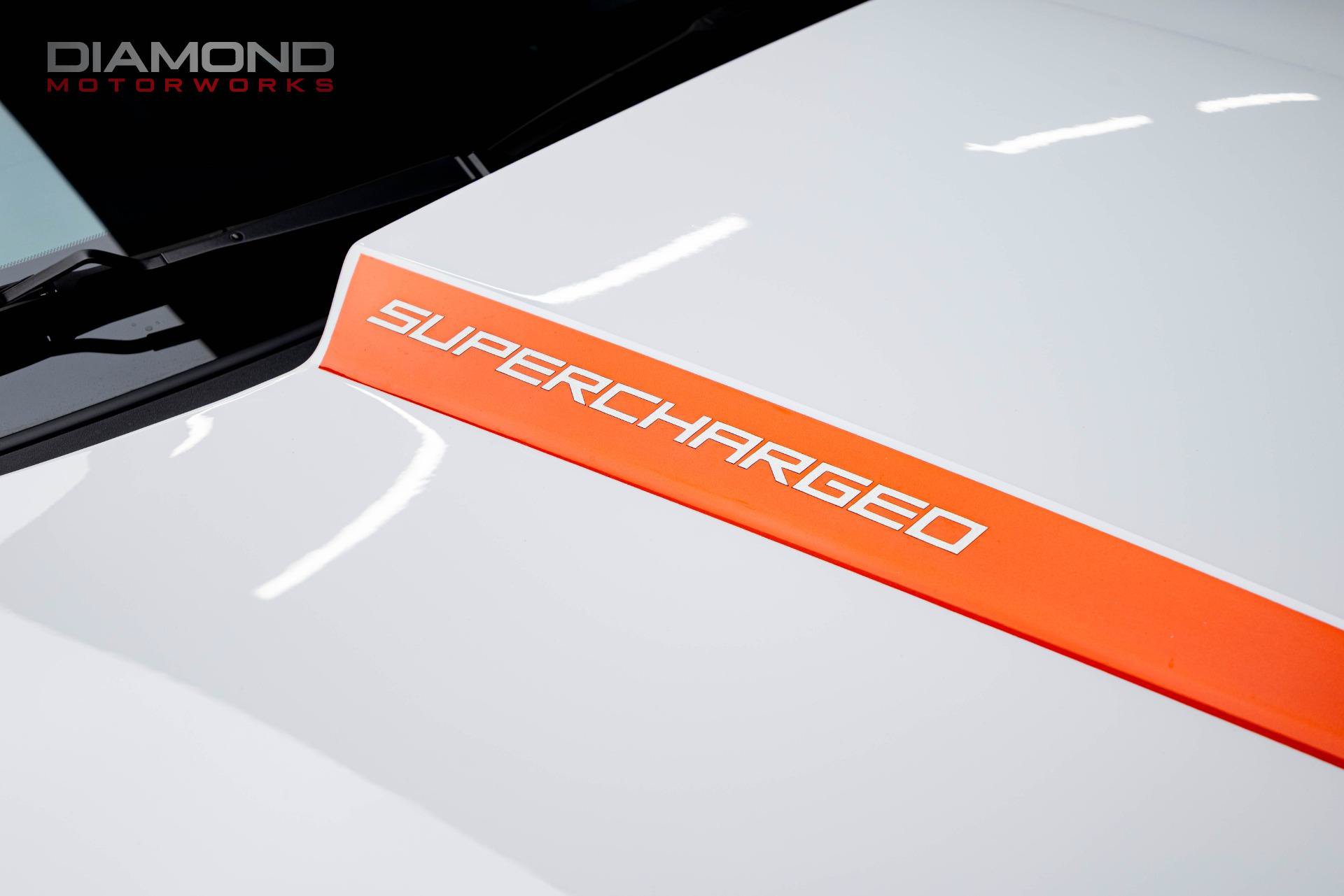 Used 2010 Chevrolet Camaro SS w/ LPO, Ground Effects Package RWD image 5