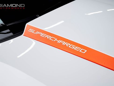 Used 2010 Chevrolet Camaro SS w/ LPO, Ground Effects Package image 5