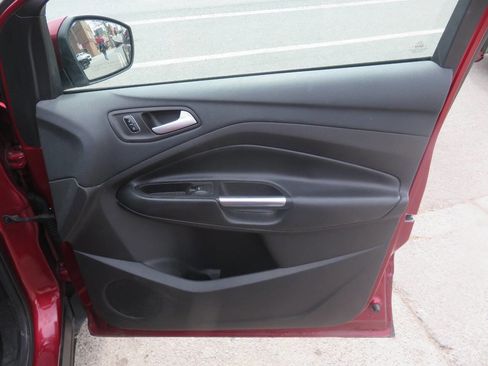 Used 2018 Ford Escape SEL image 27