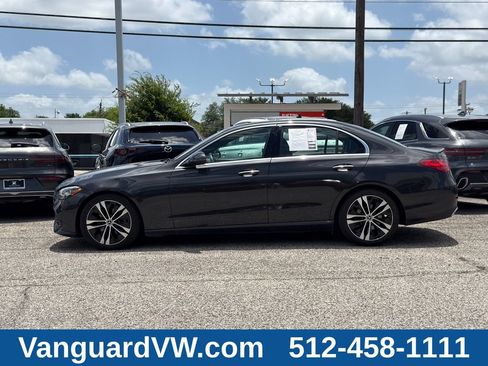 Used 2022 Mercedes-Benz C 300 4MATIC Sedan w/ Digital Light Package image 4