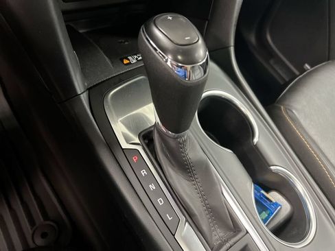 Used 2021 Chevrolet Equinox Premier FWD image 17