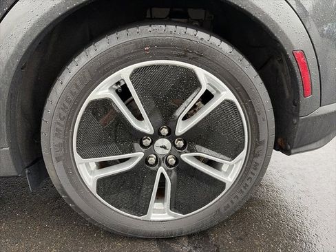 Used 2022 Ford Mustang Mach-E Select image 11