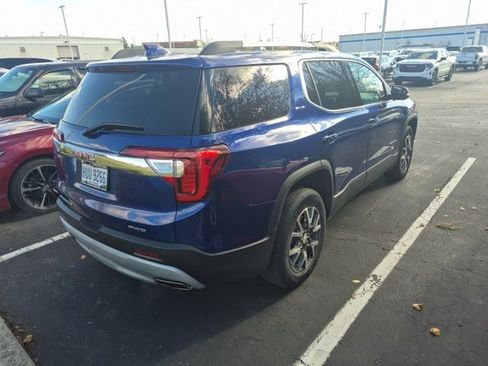 Used 2023 GMC Acadia SLE w/ Driver Convenience Package image 7