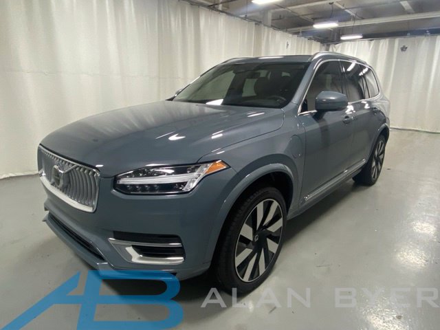 Used 2023 Volvo XC90 T8 Core w/ Protection Package Premier AWD/4WD image 1