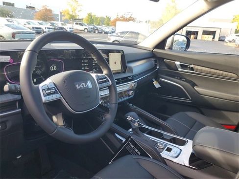 New 2025 Kia Telluride EX w/ EX Captain's Chair Package image 13